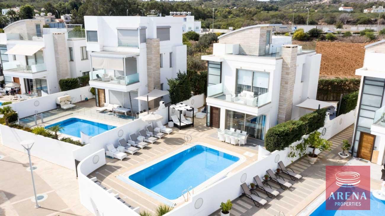 3-6-BED-VILLA-PROARAS-8444