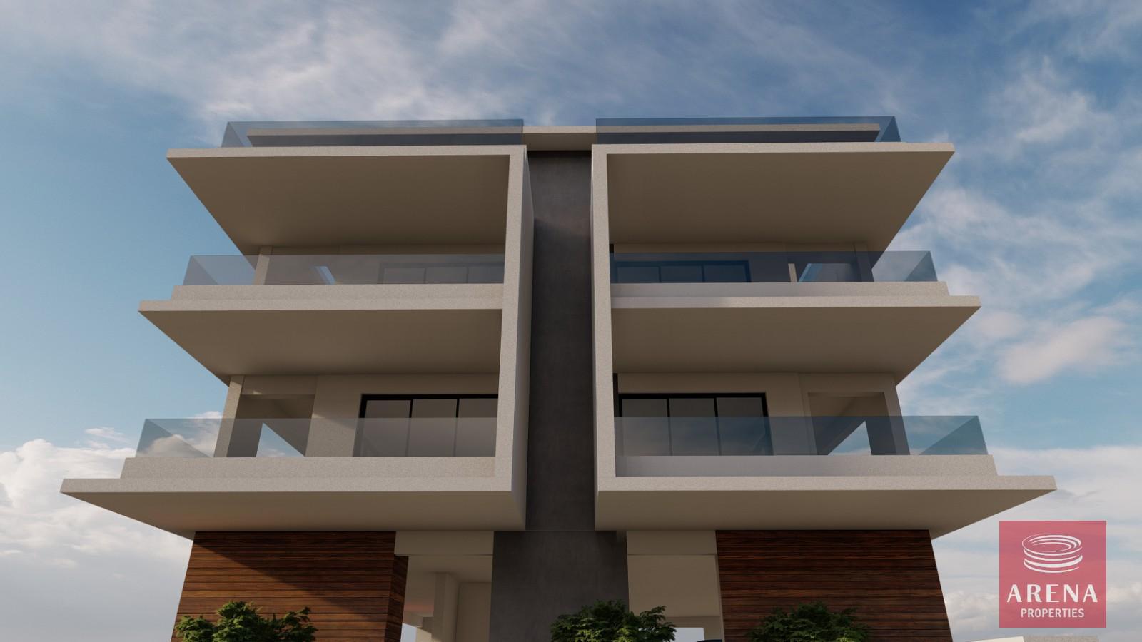 3-APTS-IN-LIVADIA-8204