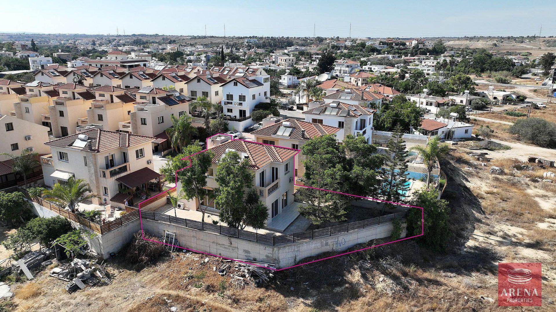 3-house-in-ormidia-8386