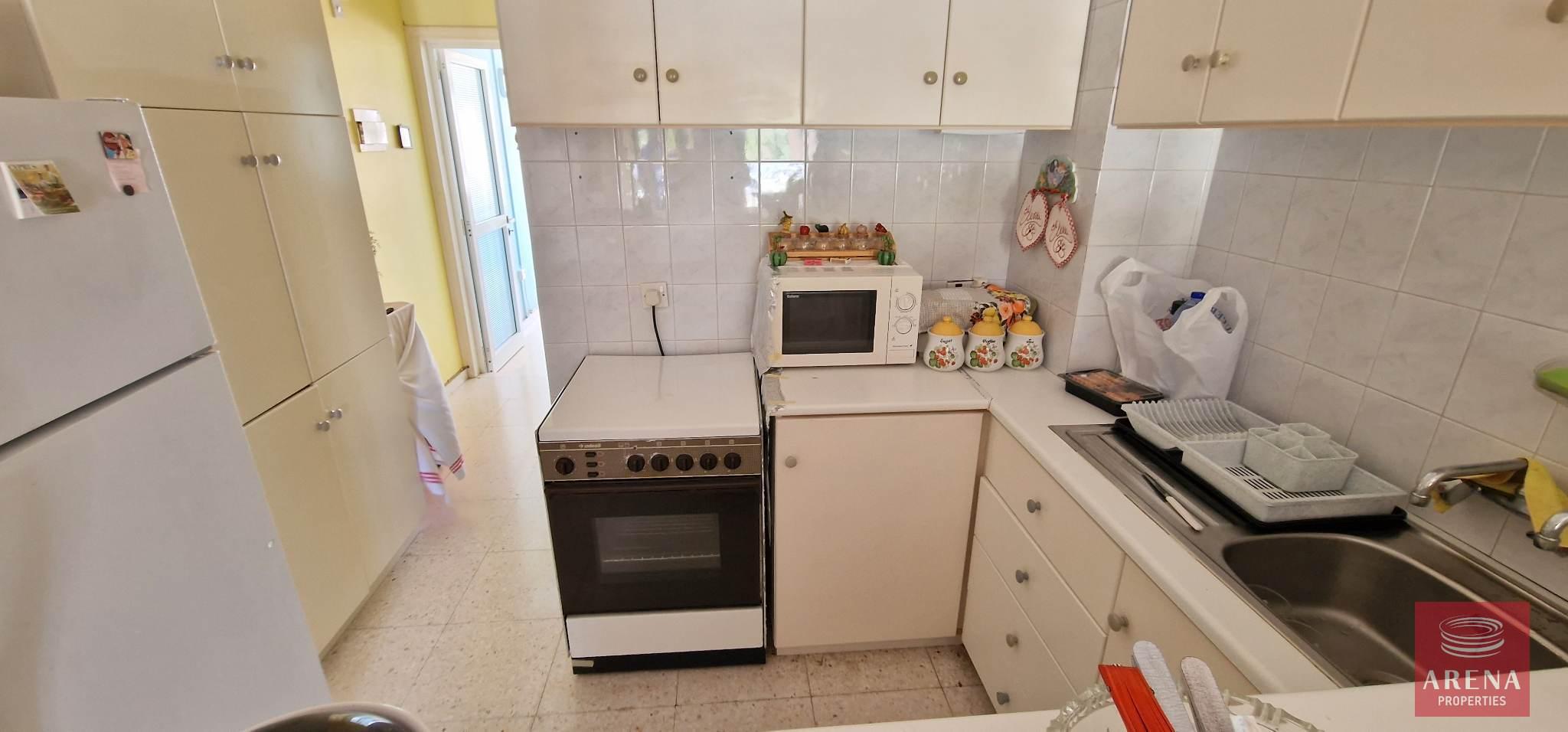 3-townhouse-in-Oroklini-7005