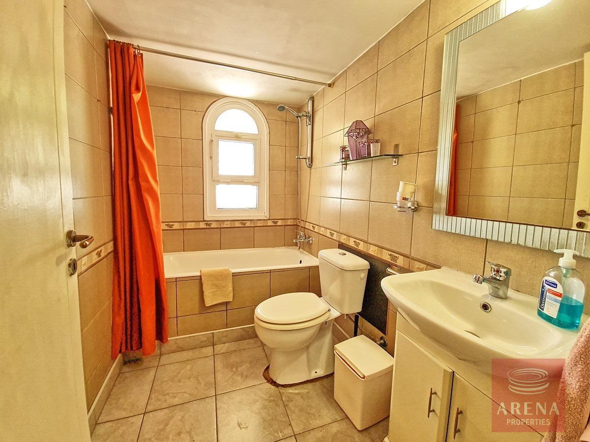 33-4-BED-BUNGALOW-PARALIMNI-8979-1