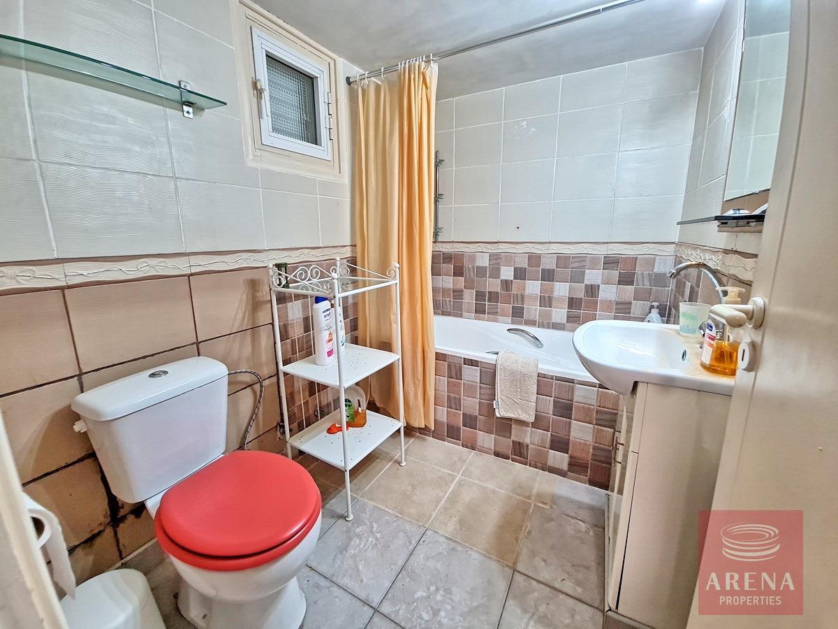 34-4-BED-BUNGALOW-PARALIMNI-8979-1