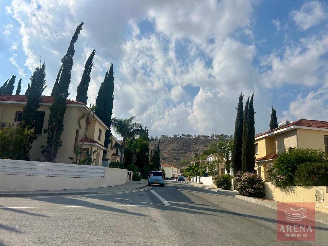 4-2-BED-APT-IN-OROKLINI-8880-1