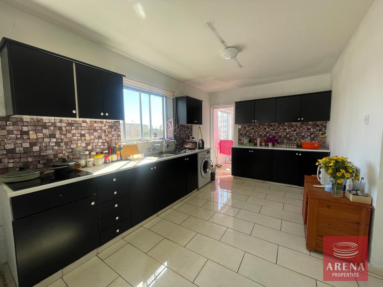 4-3-BED-APT-LARNACA-7863-1