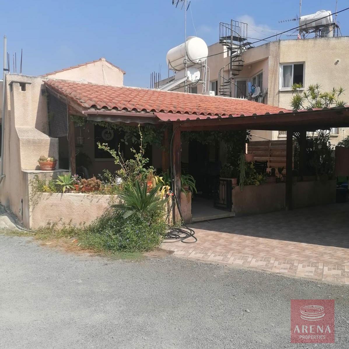 4-3-BED-BUNGALOW-CHRYSOPOLITISSA-7168-2