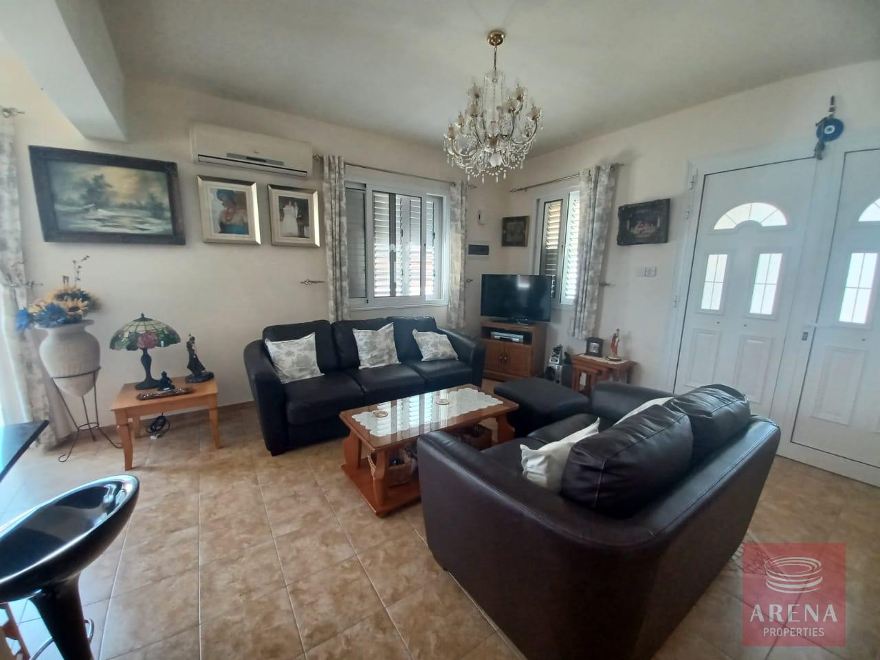 4-3-BED-VILLA-IN-AVGOROU-7036-1
