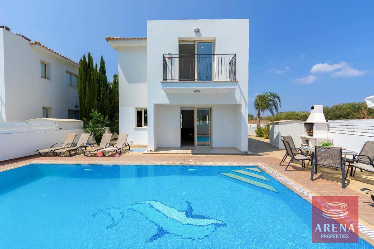 4-3-BED-VILLA-IN-PERNERA-6815