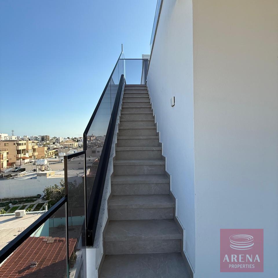 5-2-BED-PENTHOUSE-ARADIPPOU-8996-1