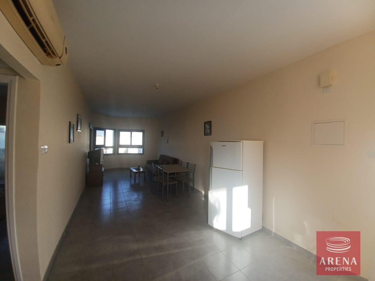 5-APT-IN-KAPPARIS-8646