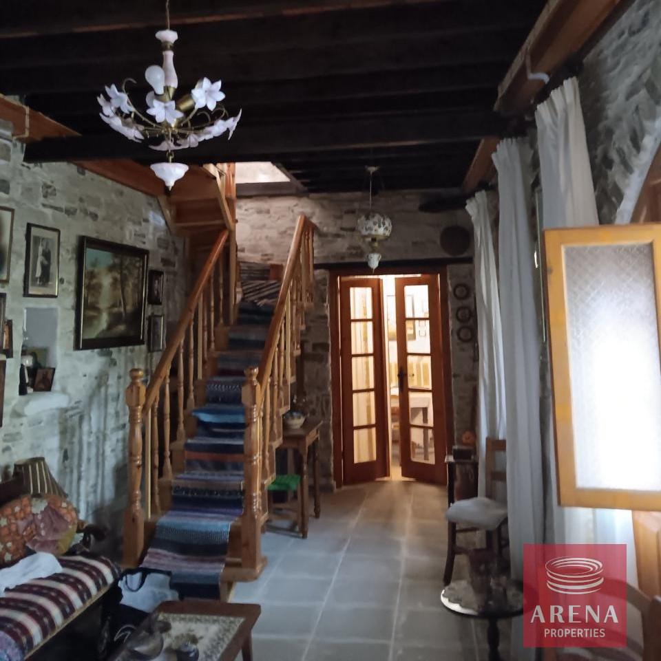 5-HOUSE-IN-LEFKARA-8219