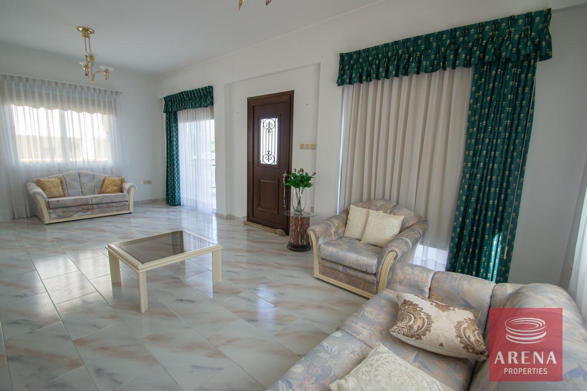 5-House-in-Paralimni-5409-2