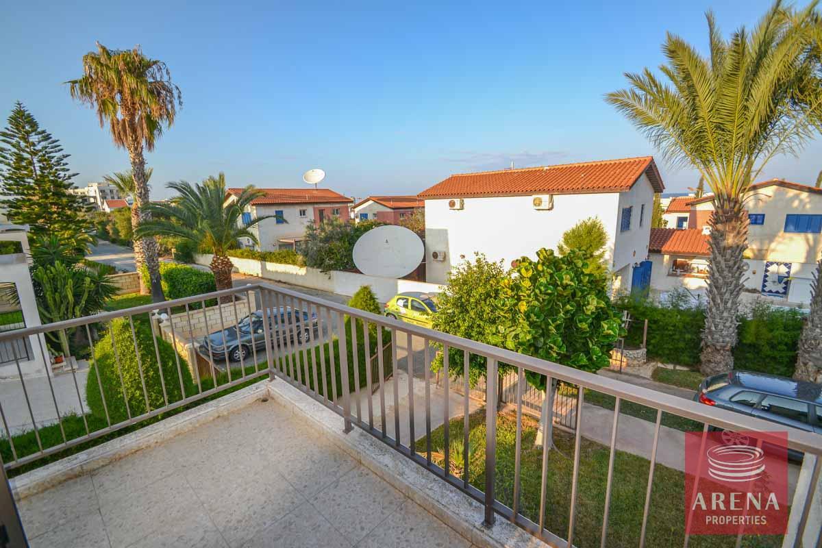 5-House-in-Pernera-1550