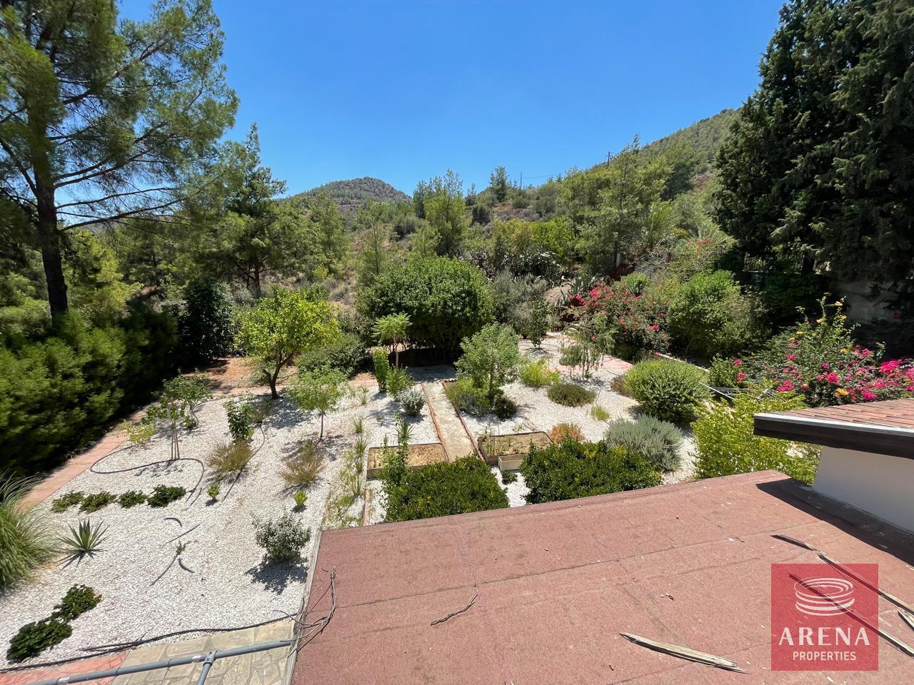 5-house-in-mosfiloti-8400