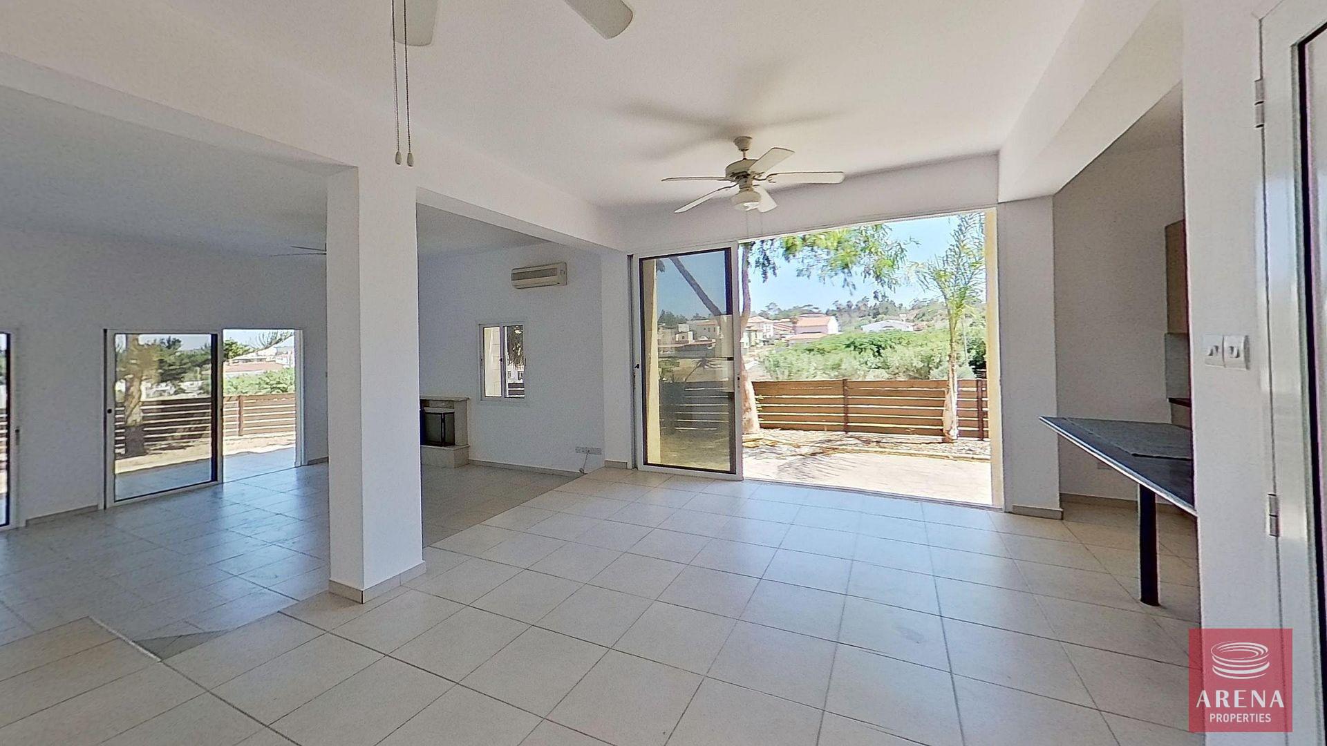 5-house-in-ormidia-8386