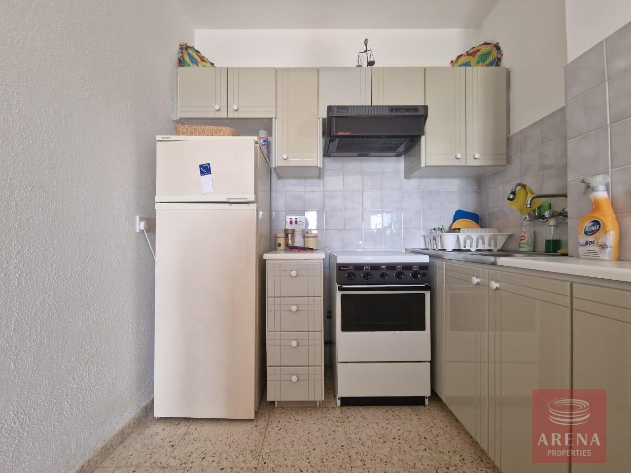 6-2-BED-APT-KAPPARIS-8817-1