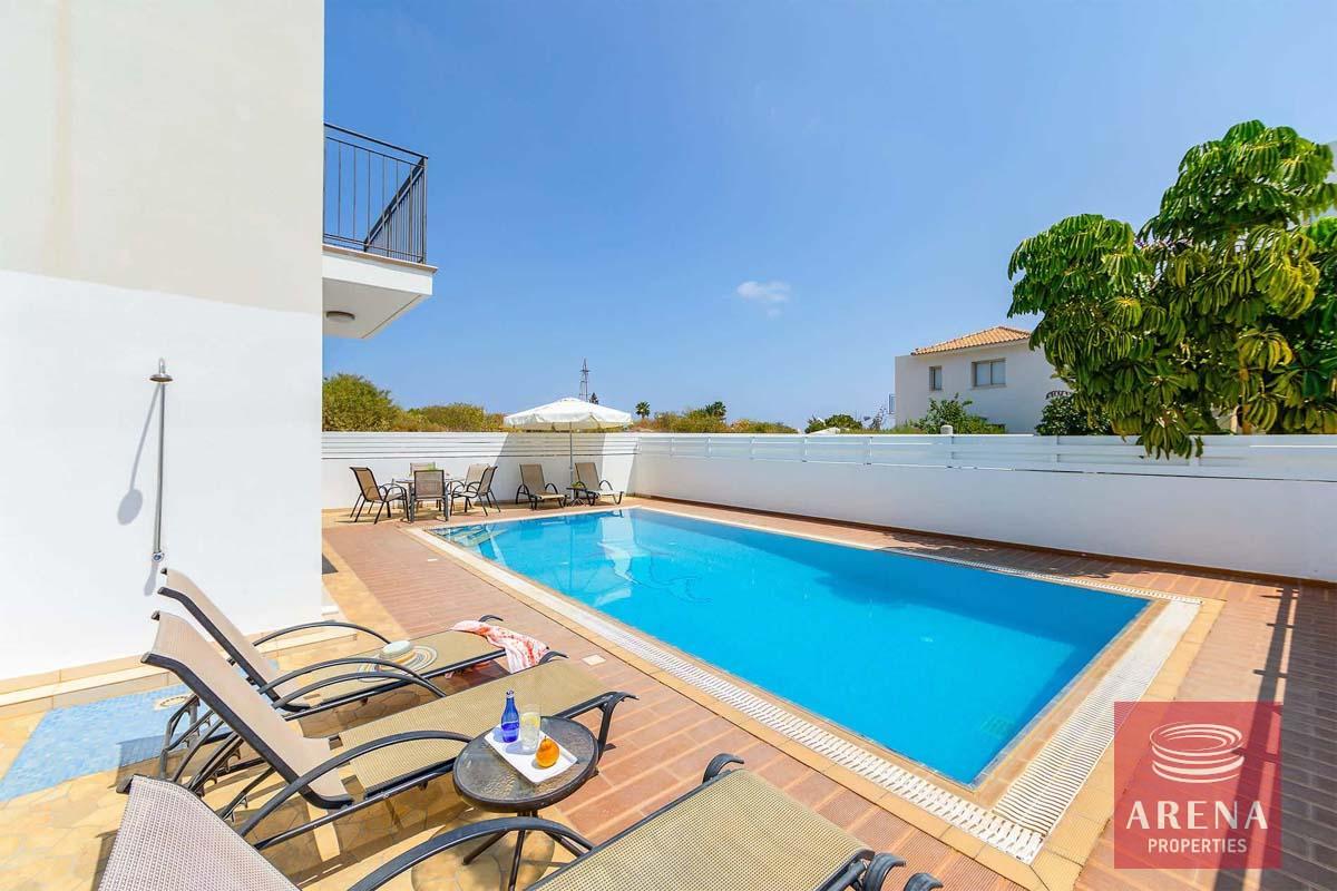 6-3-BED-VILLA-IN-PERNERA-6815