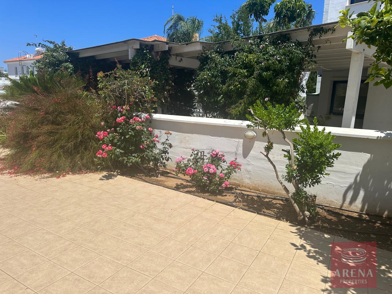 7-3-BED-VILLA-IN-AYIA-TRIADA-8083-1