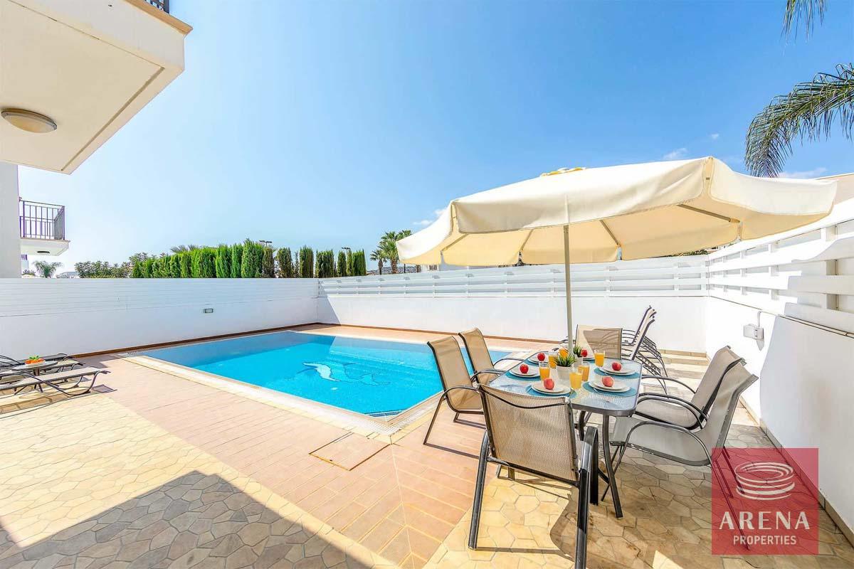 7-3-BED-VILLA-IN-PERNERA-6813