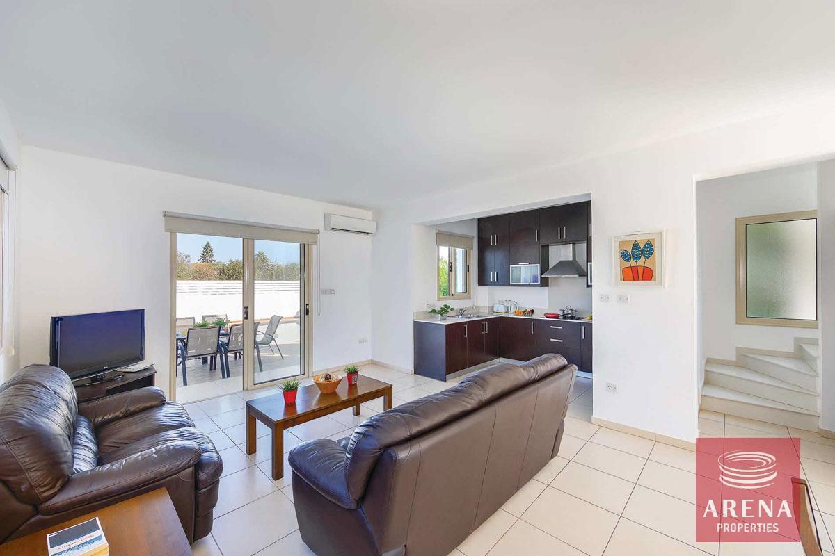 7-3-BED-VILLA-INPERNERA-6819