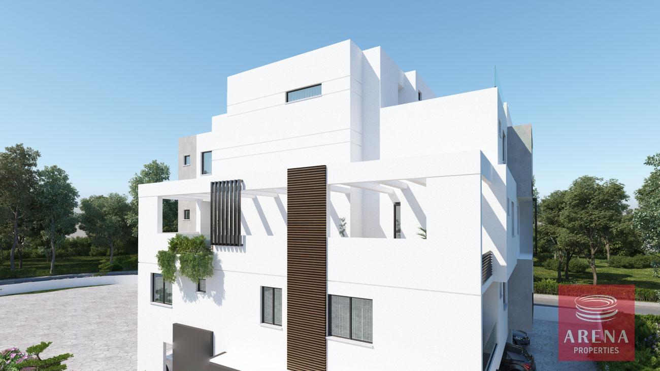 7-APTS-IN-ARADIPOOU-8735