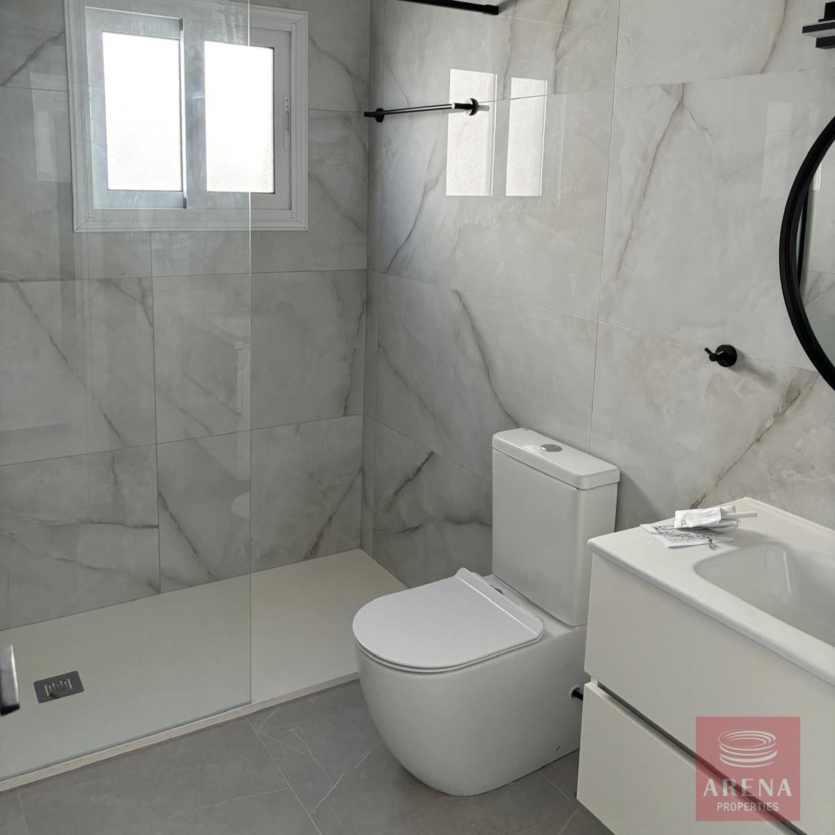 8-3-BED-APT-LIVADIA-8566-1