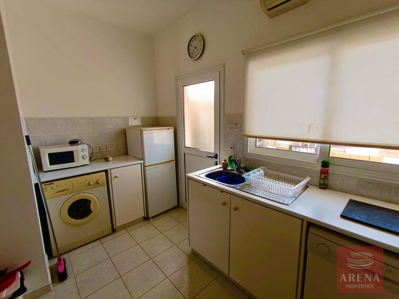 8-3-BED-TH-FOR-SALE-IN-PYLA-8012-4