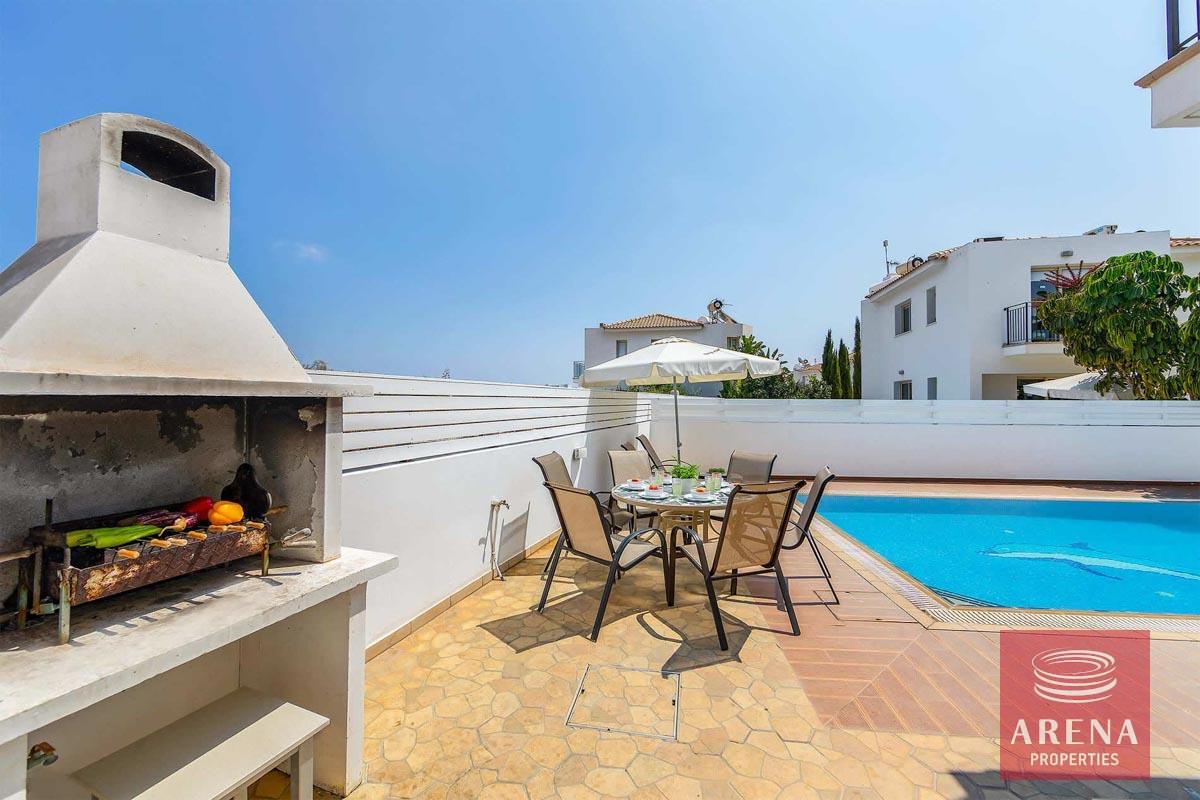 8-3-BED-VILLA-IN-PERNERA-6815