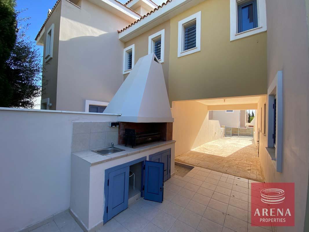 8-4-BED-VILLA-IN-AYIA-TRIADA-5779-2