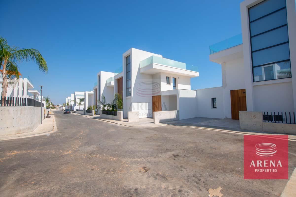 8-Modern-villa-in-Protaras-5751-3