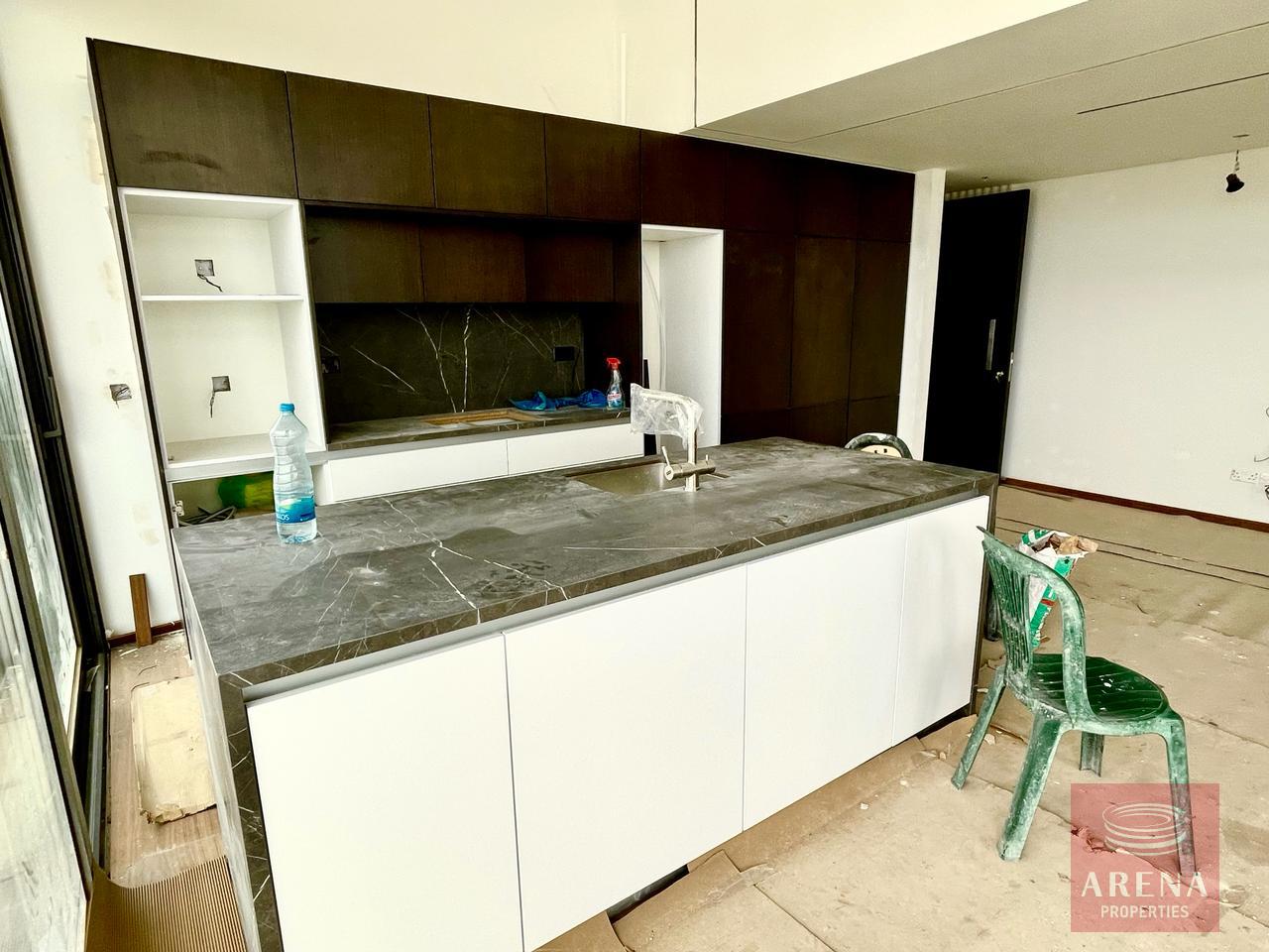 9-1-APT-LARNACA-5339-2