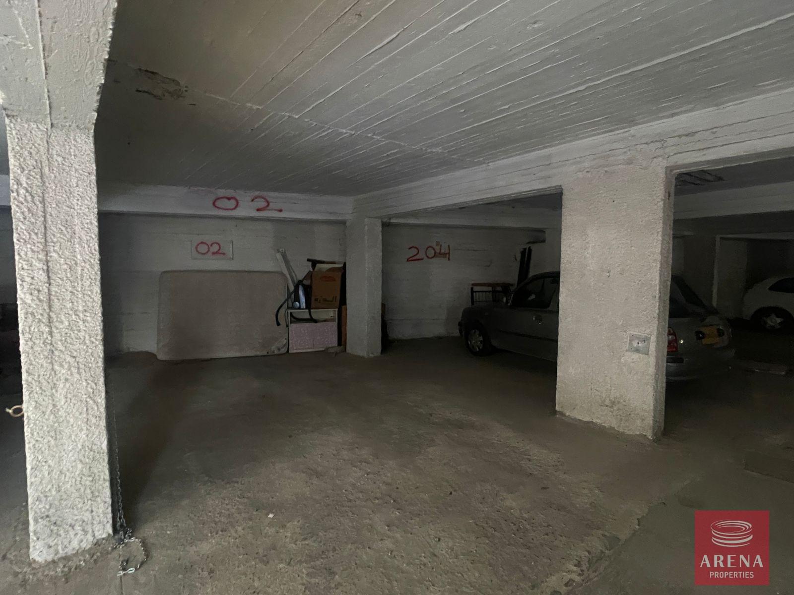 9-2-BED-APT-DROSIA-7898-1