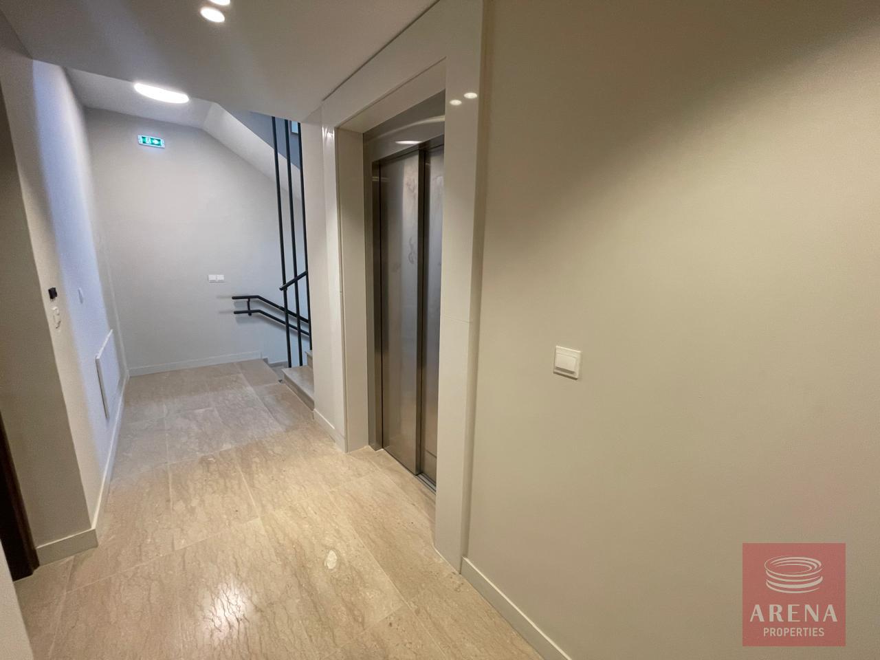 9-2-BED-APT-FOR-SALE-DEKELIA-9342