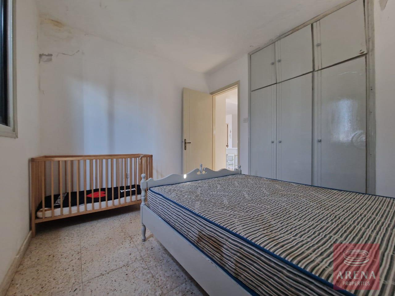 9-2-BED-APT-KAPPARIS-8817-1