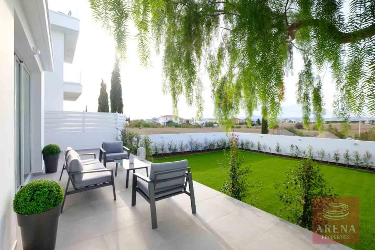 9-Link-Det-Villa-in-Dromolaxia-6184-1