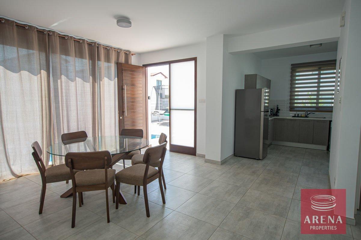 9-villa-for-rent-5354