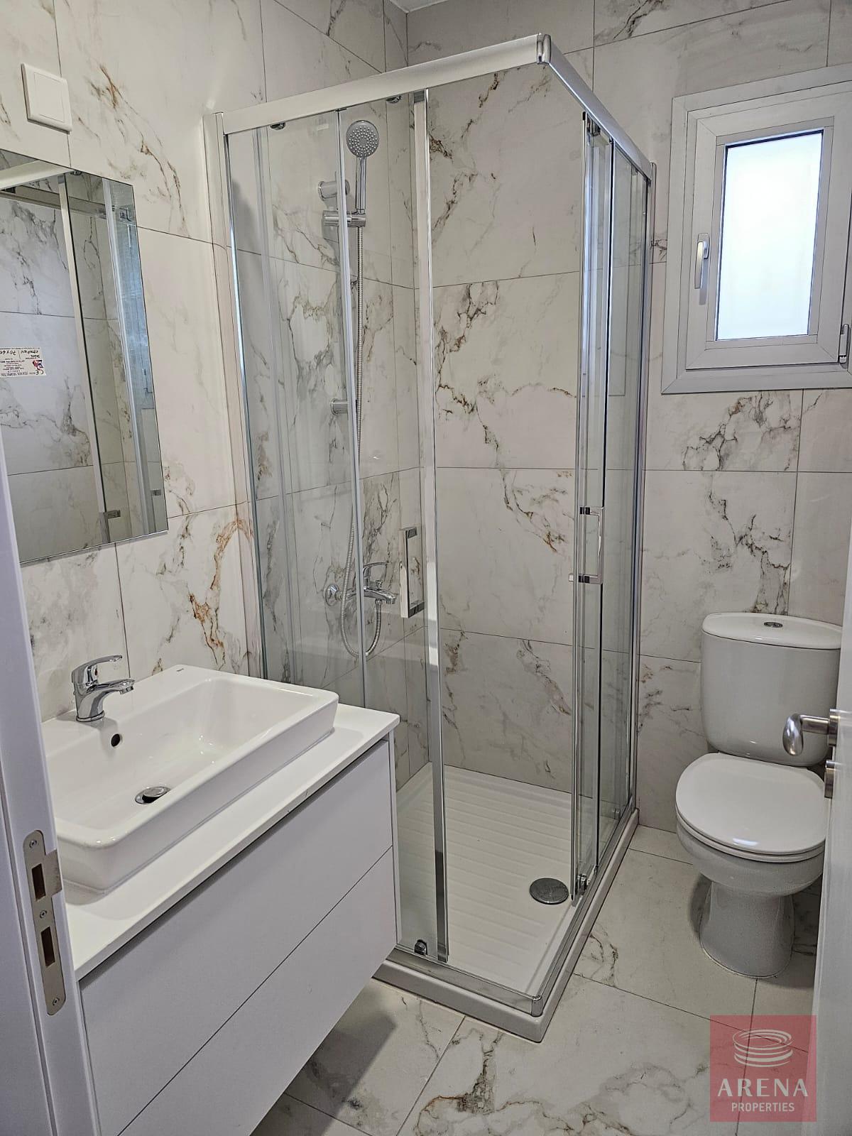 APT-KAMARES-10160-2-5