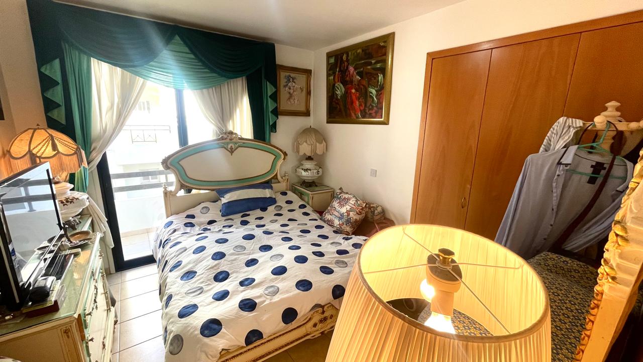 1-APT-IN-FANEROMENI-9875-21