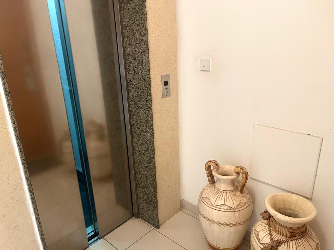 1-APT-IN-FANEROMENI-9875-25