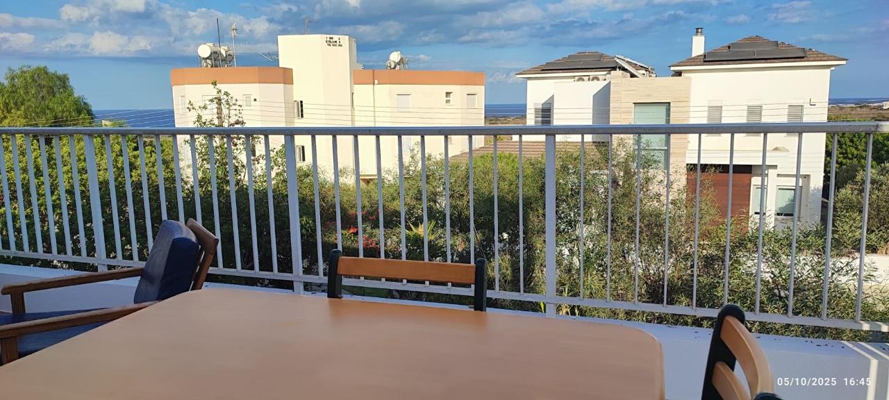 1-APT-RENT-DERYNIA-10417-8