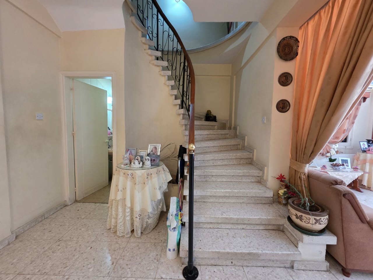 1-HOUSE-IN-FANEROMENI-9969-16-1