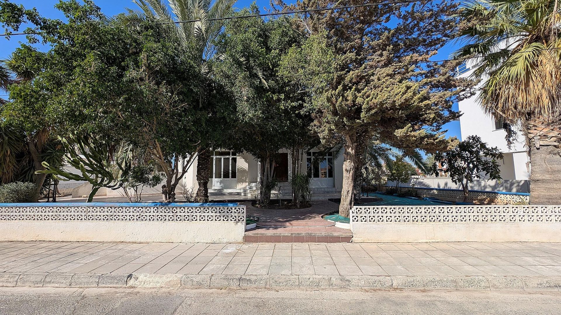 1-VILLA-ARADIPPOU-10341-1