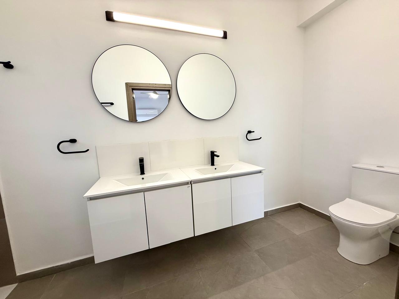 1-villa-livadia-10387-28