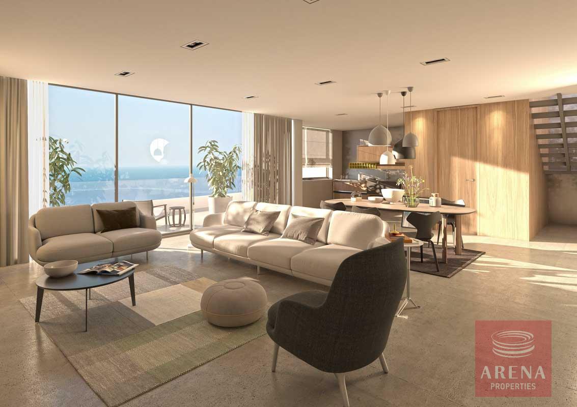 10-apartments-in-Makenzie-6255-2