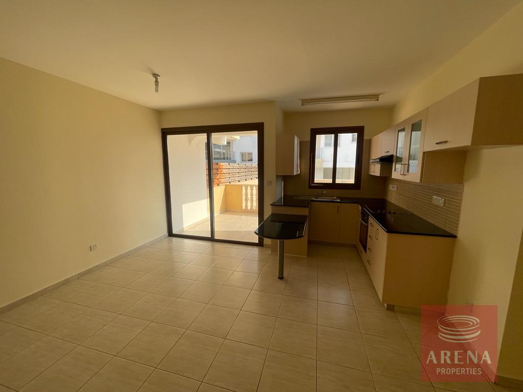 17-ground-floor-apartment-in-kiti-6548