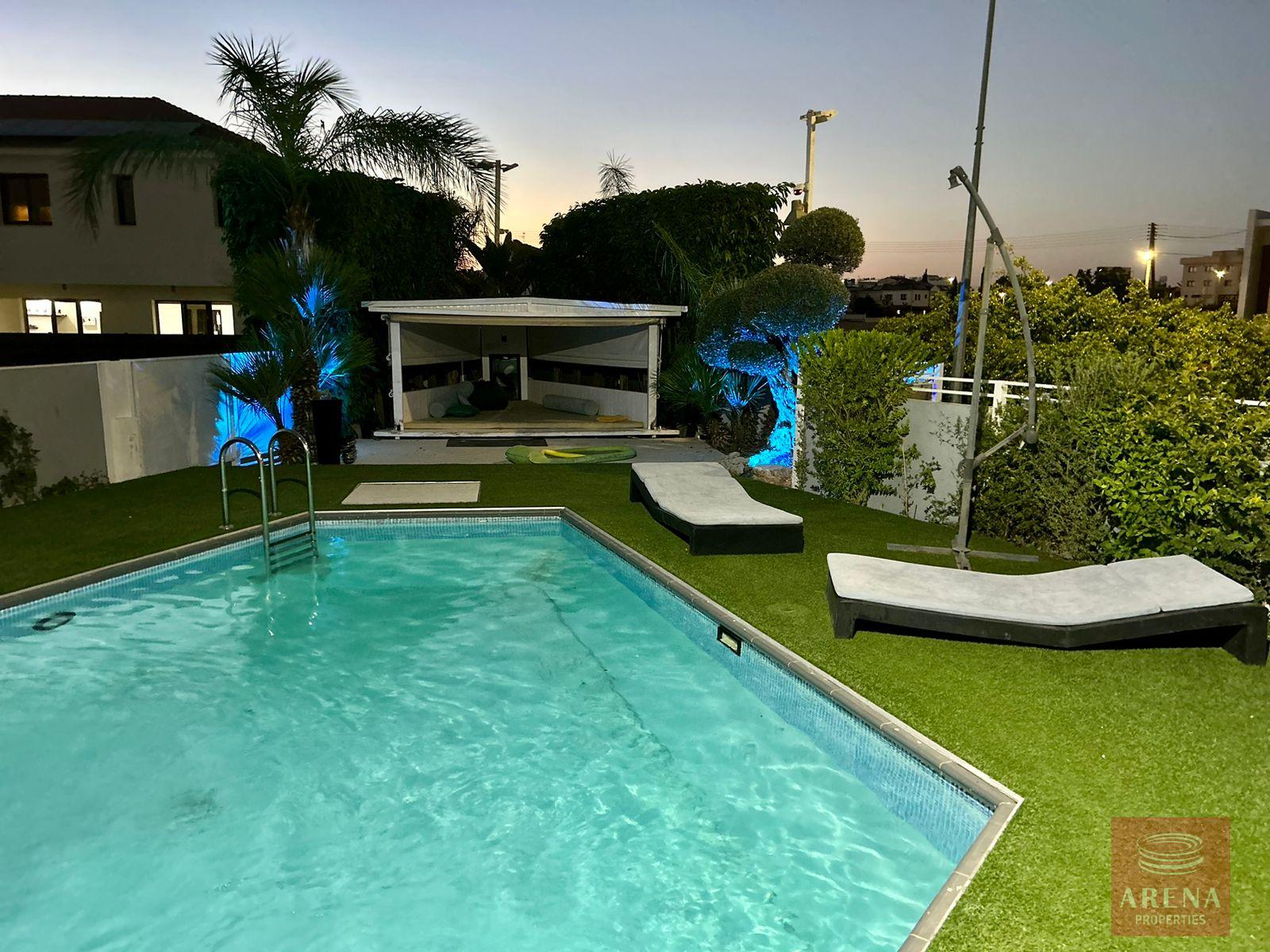 32-4-BED-VILLA-ARADIPPOU-8378-6