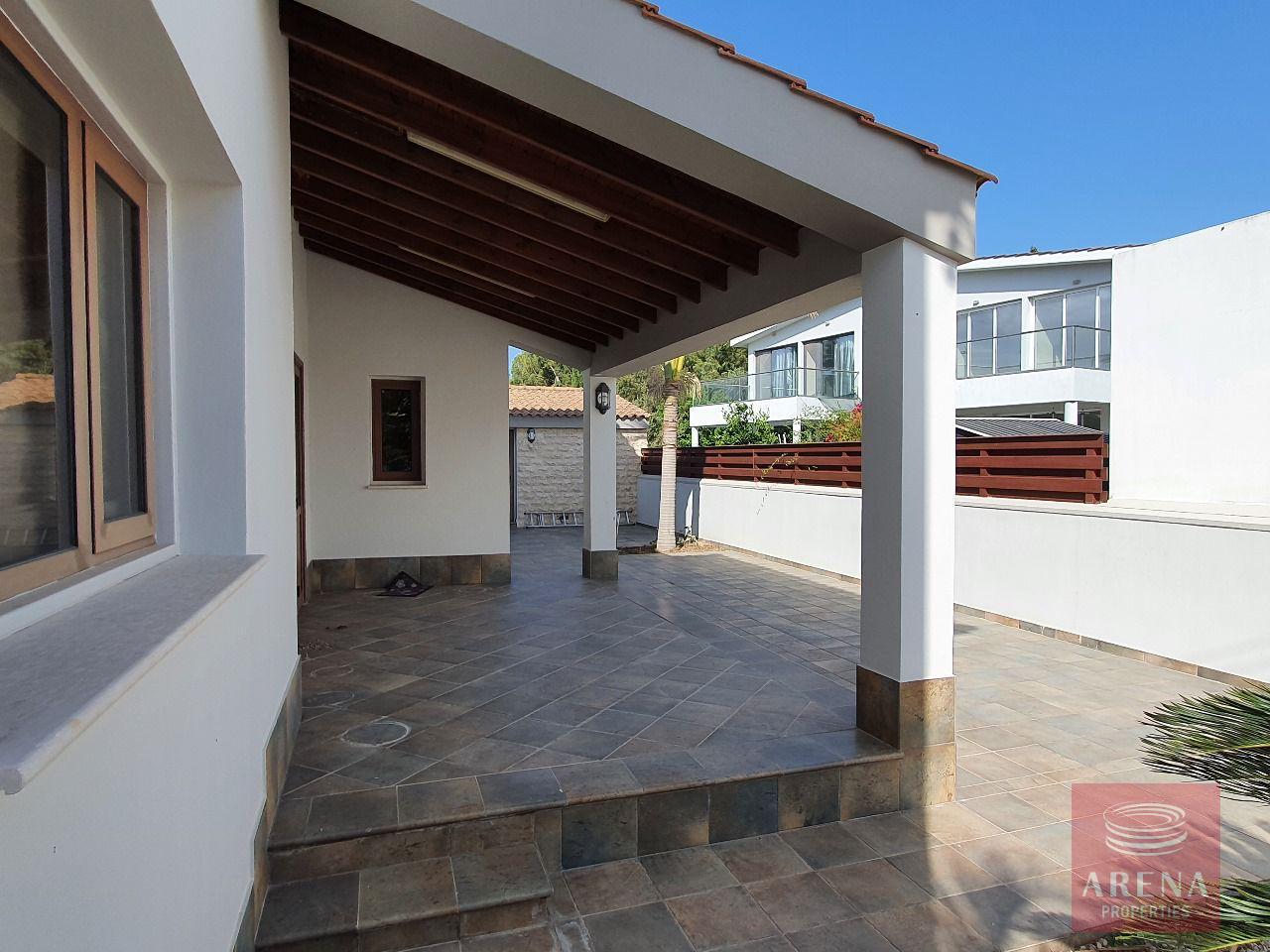 6-5-BED-VILLA-KITI-8125