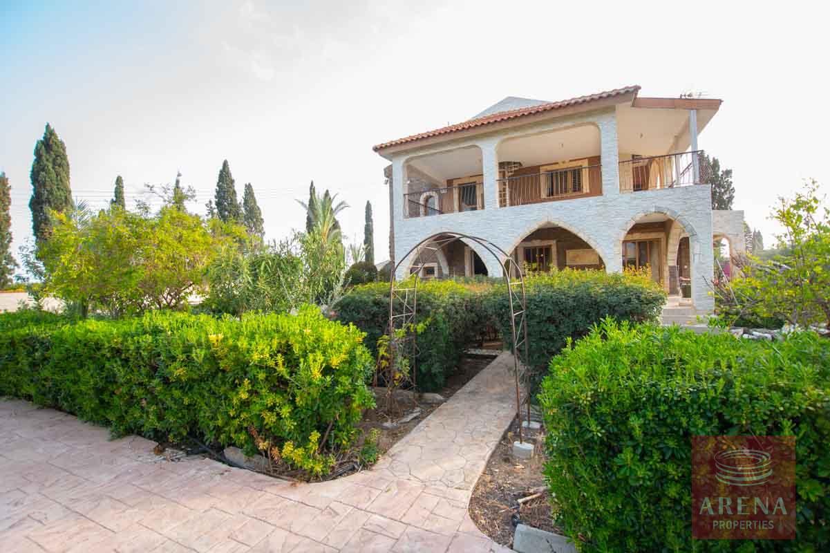 1-5-bed-villa-in-Pervolia-6045