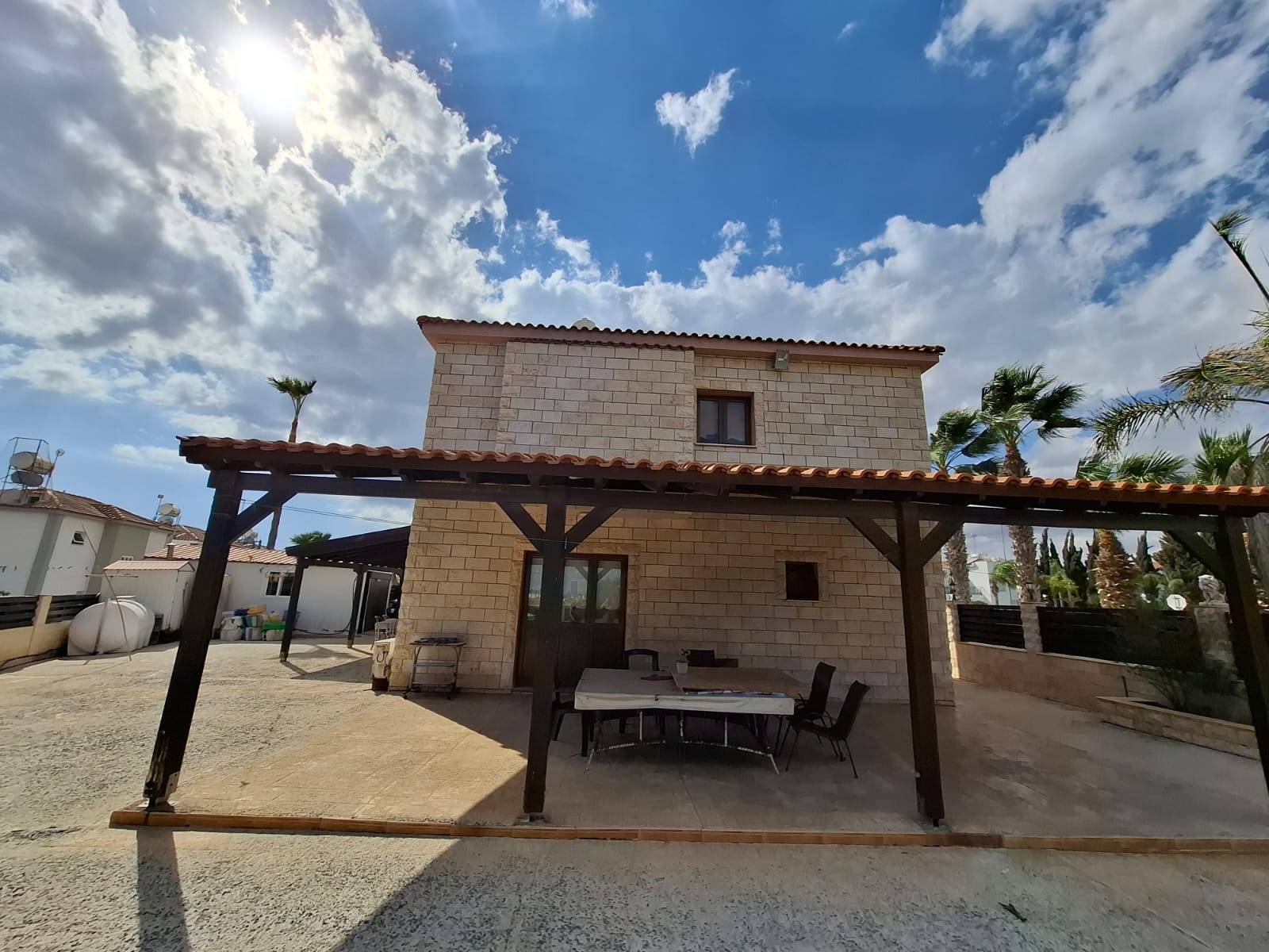 1-VILLA-AYIA-THEKLA-10250-4