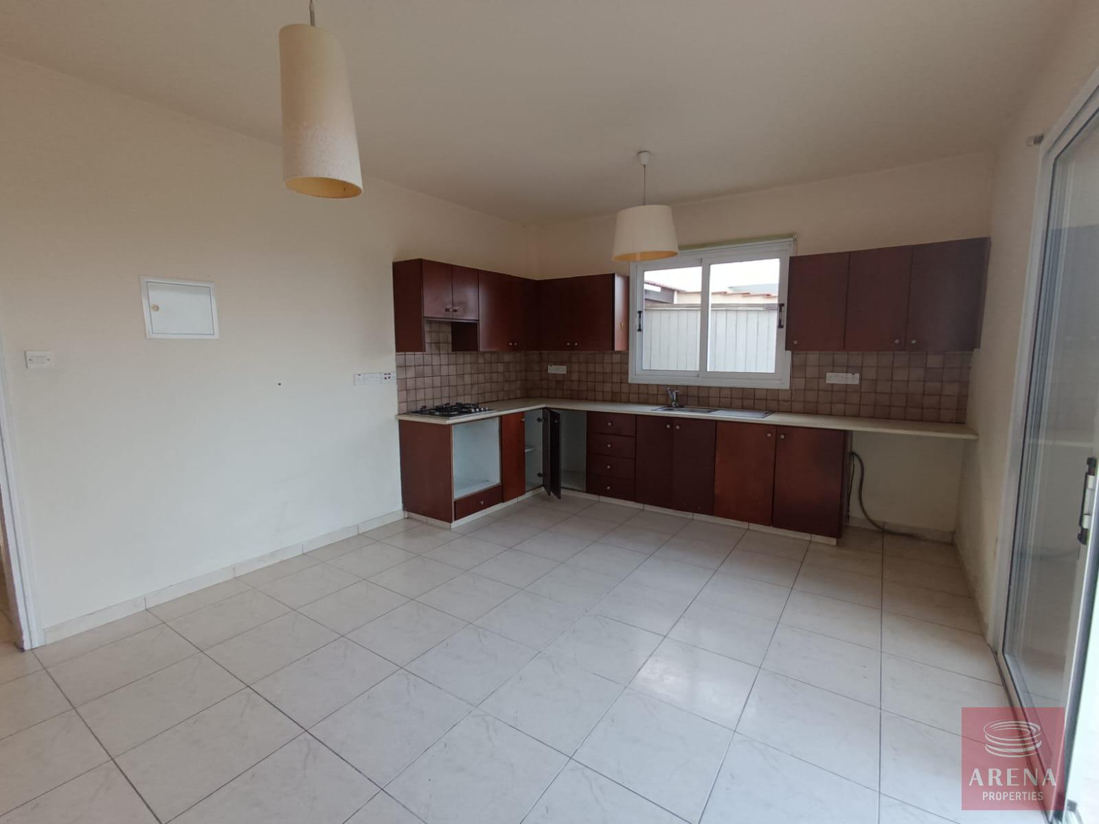 11-3-BED-VILLA-IN-PERVOLIA-8466