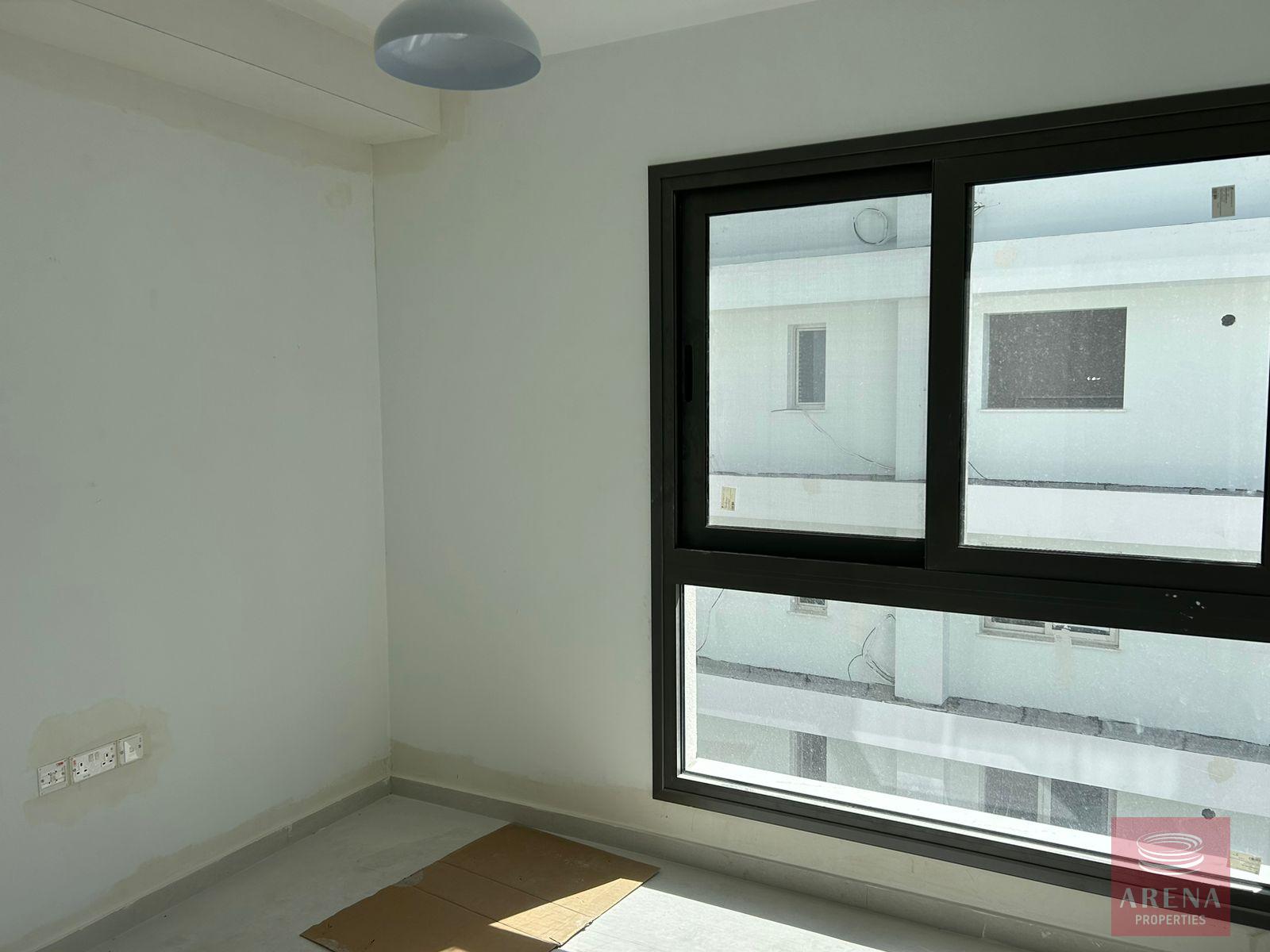 12-apts-in-makenzy-8255-1